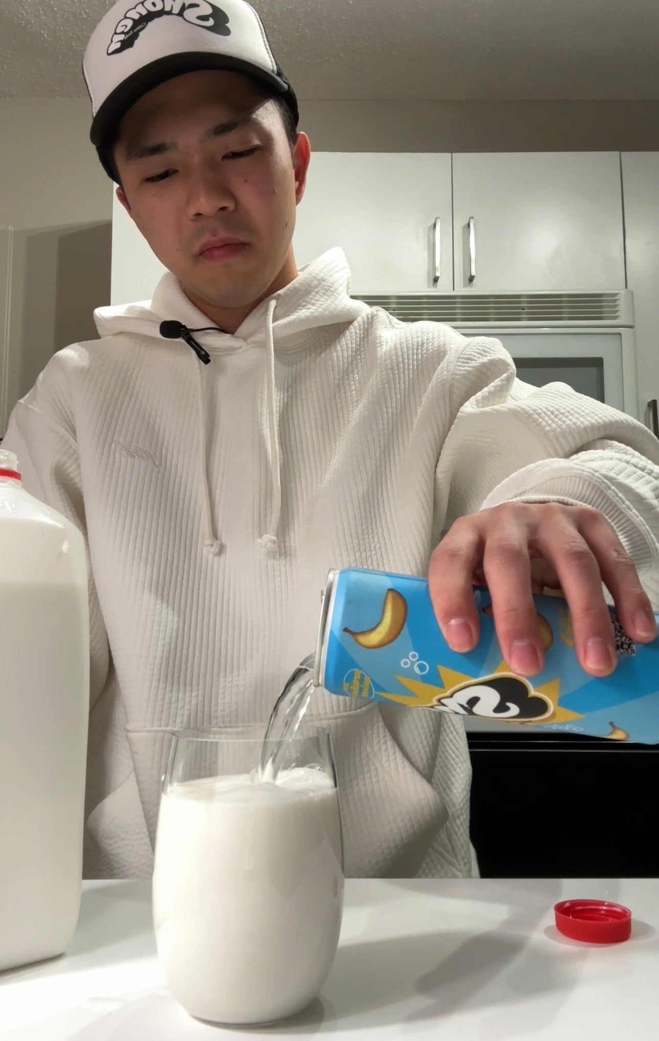 Mixing the Unmixable - Cream Soda and Milk
